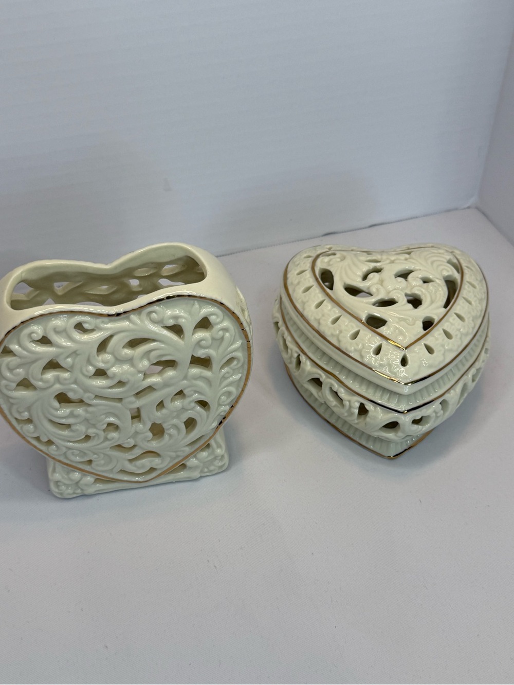 Ivory Heart Filigree Ceramic Trinket Boxes - Set of 2